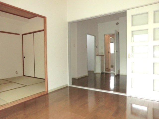 Living and room