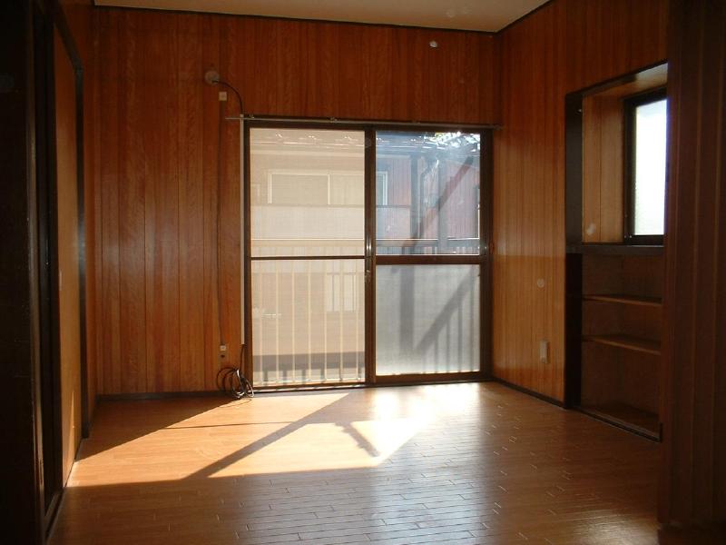 Living and room