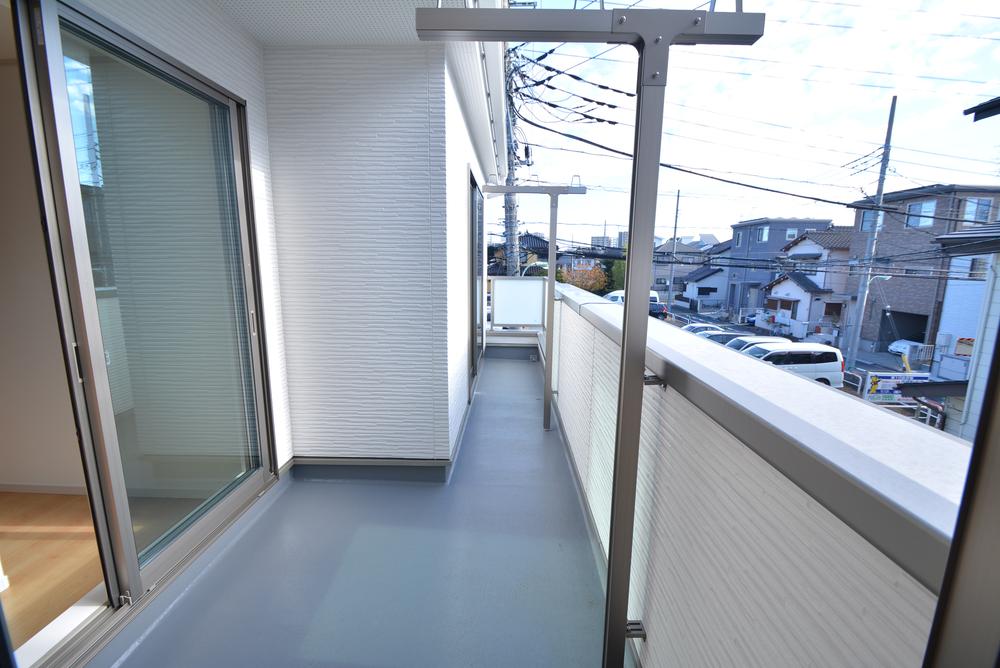 Balcony. Wide balcony! !