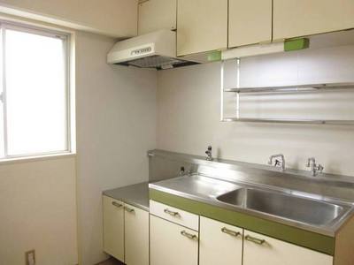 Kitchen. And gas stove installed!