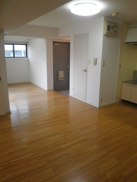 Living and room