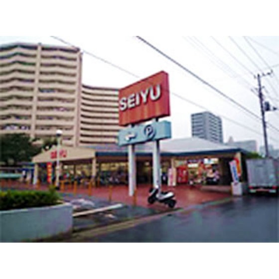 Supermarket. Seiyu Minami Urawa store up to (super) 324m