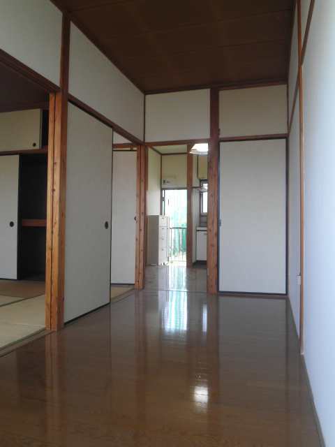Living and room