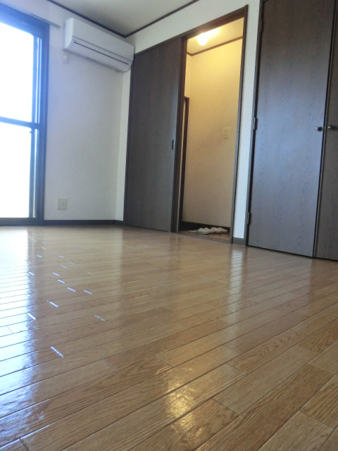 Living and room