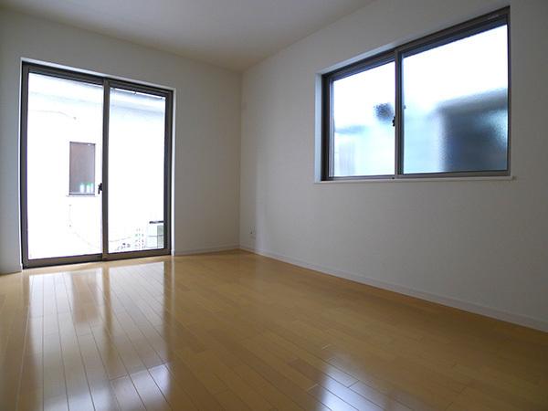 Non-living room. Building 2