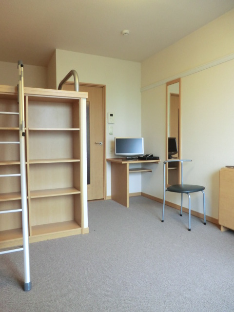 Living and room