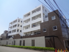 Building appearance. Balcony side, South is facing!