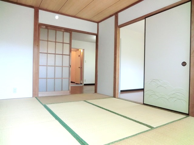 Living and room