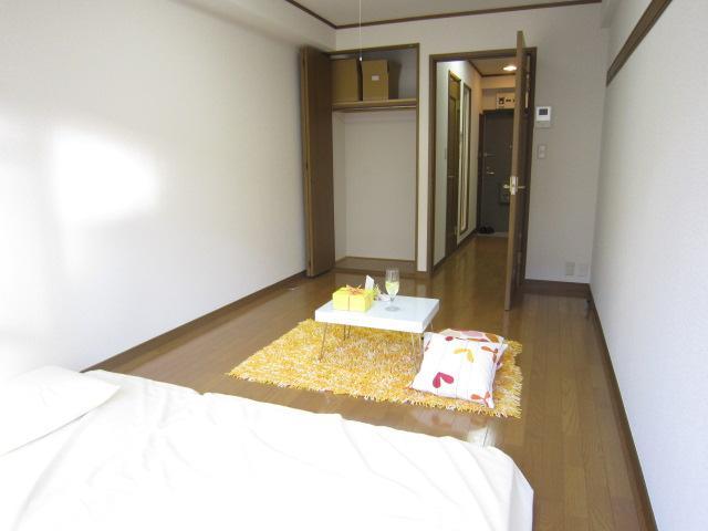 Living and room