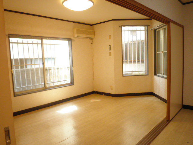 Living and room