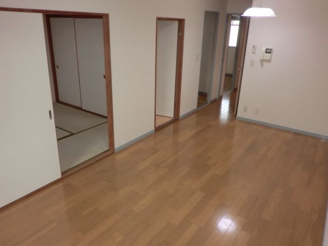 Living and room