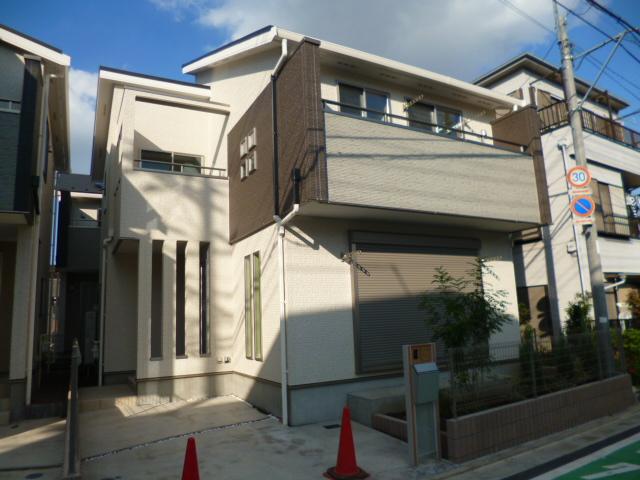 Local appearance photo. 5 Building: local (October 2012) shooting