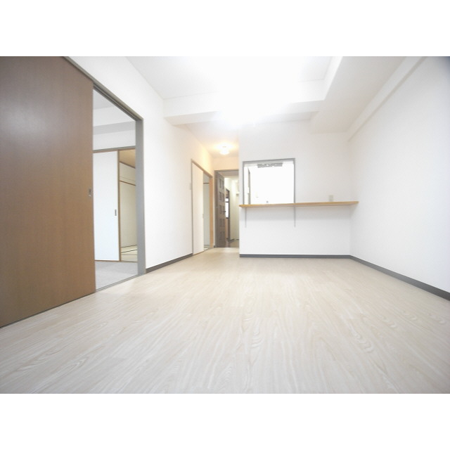 Living and room