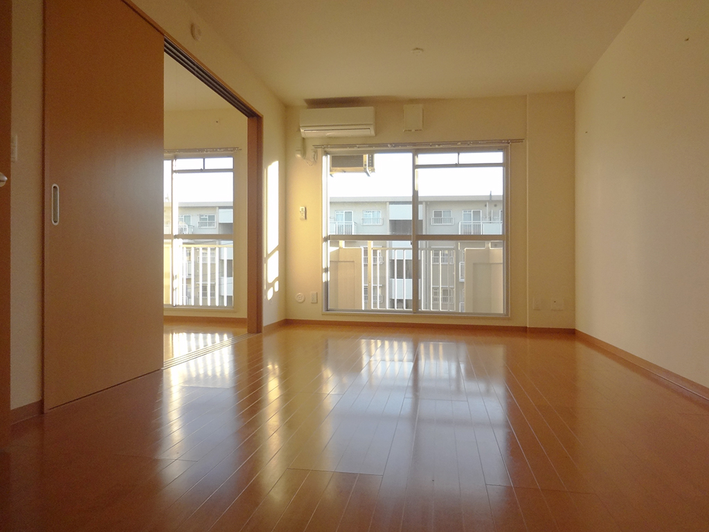 Living and room