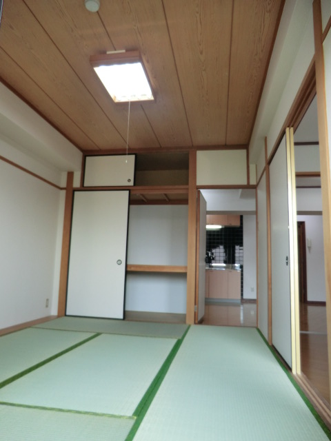 Living and room