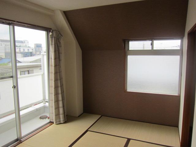 Other room space