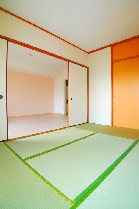 Living and room