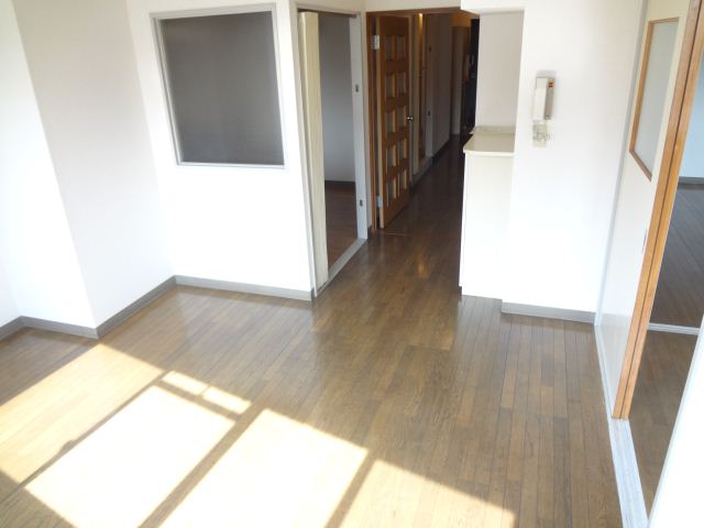 Living and room