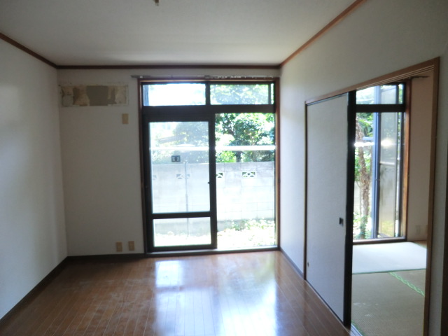 Living and room