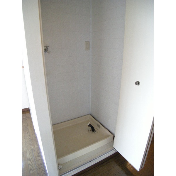 Other Equipment. Door with Laundry Area