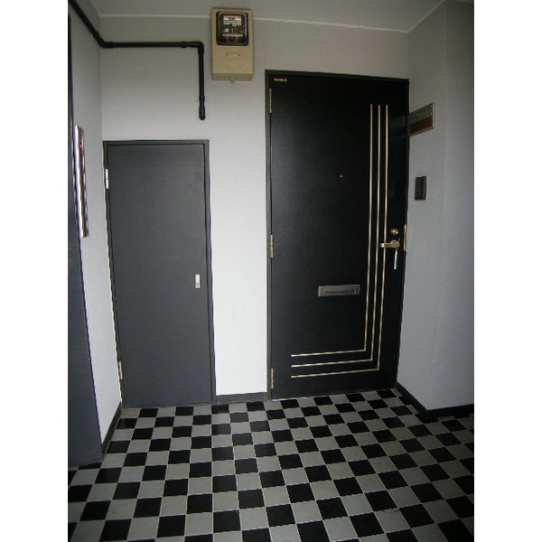 Entrance. EV Hall entrance before