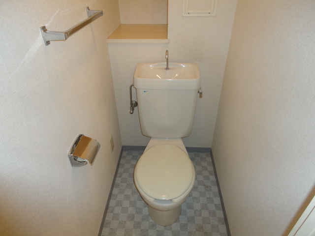 Toilet. ☆ Flush toilet ☆