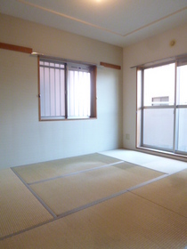 Living and room. 6 is a Pledge of Japanese-style room.