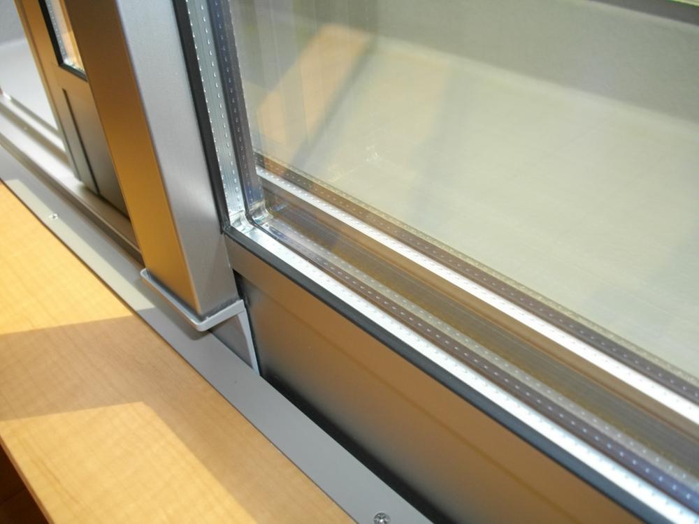 Other. Same specifications photo pair glass