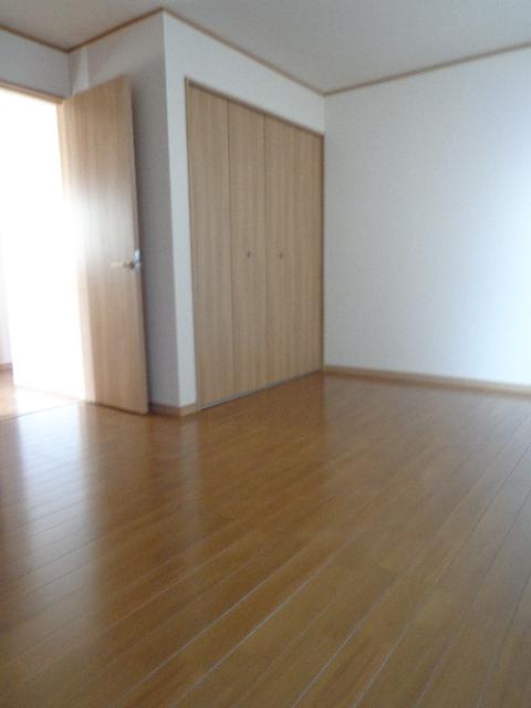 Non-living room. Indoor (July 2013) Shooting