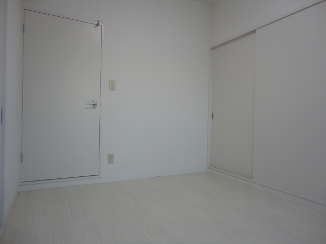 Other room space. ☆ The room white tones, It has become very bright ☆