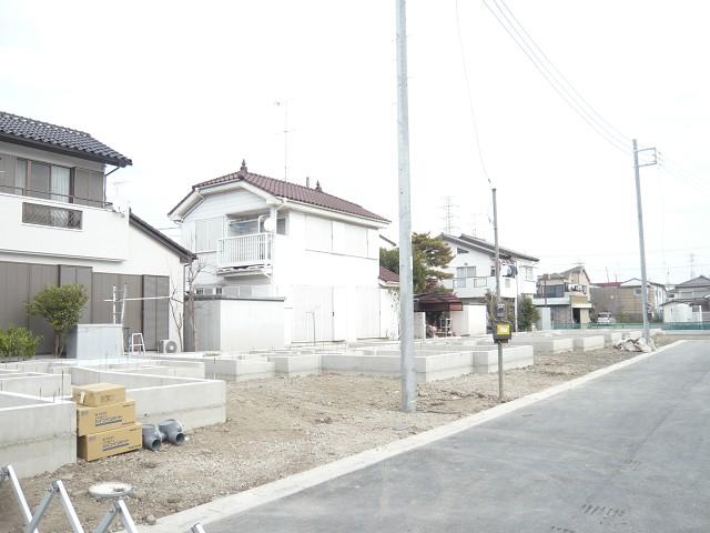 Local appearance photo. South road, Good per yang. Two happy car space.