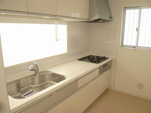 Same specifications photo (kitchen). Popular counter kitchen.