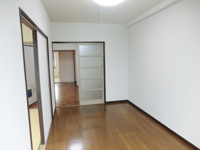 Living and room