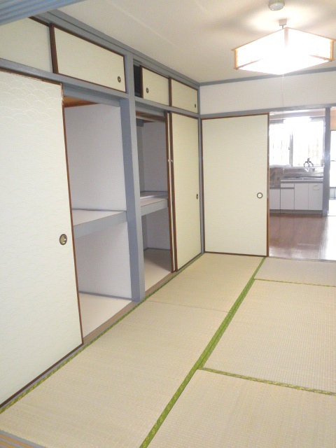 Living and room