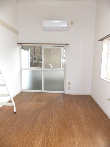 Living and room