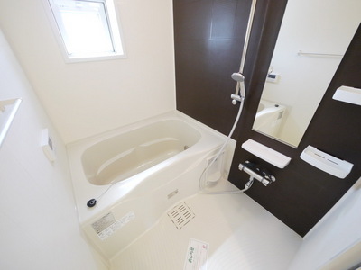 Bath. ※ Same type of image is a photo.