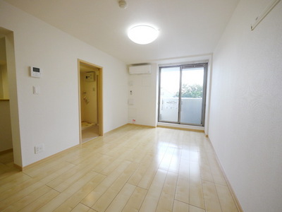 Living and room. ※ Same type of image is a photo.