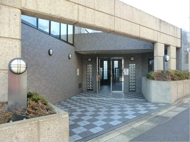 Entrance. ☆ It is the entrance of the condominium specifications ☆