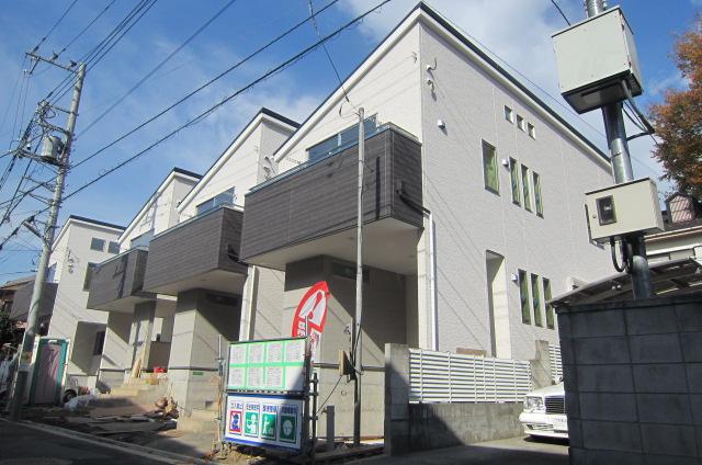 Local photos, including front road