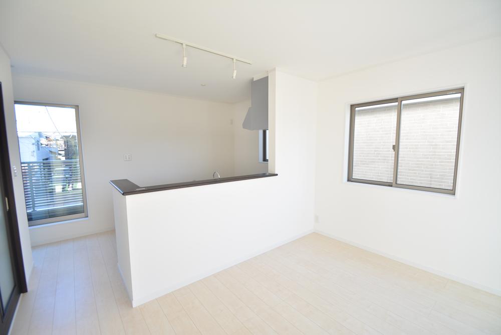 Living. Indoor (11 May 2013) Shooting