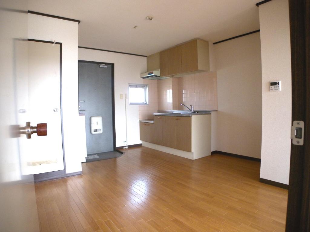 Other room space. dining