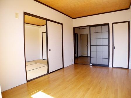 Living and room