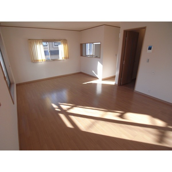 Living and room. The window is a lot brighter