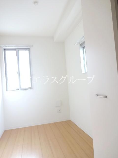 Living and room. Bright Western-style