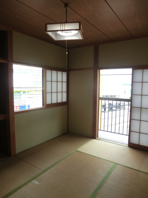 Living and room
