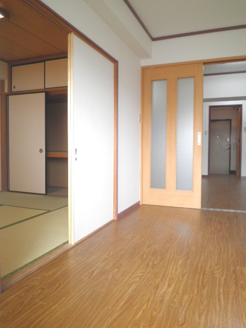 Living and room