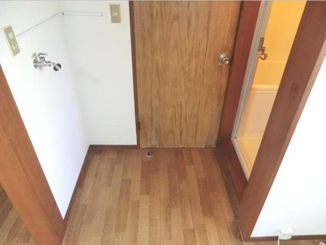 Other room space. ☆ There yard indoor washing machine ☆