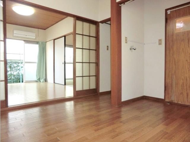 Living and room. ☆ It is very beautiful room of interior ☆