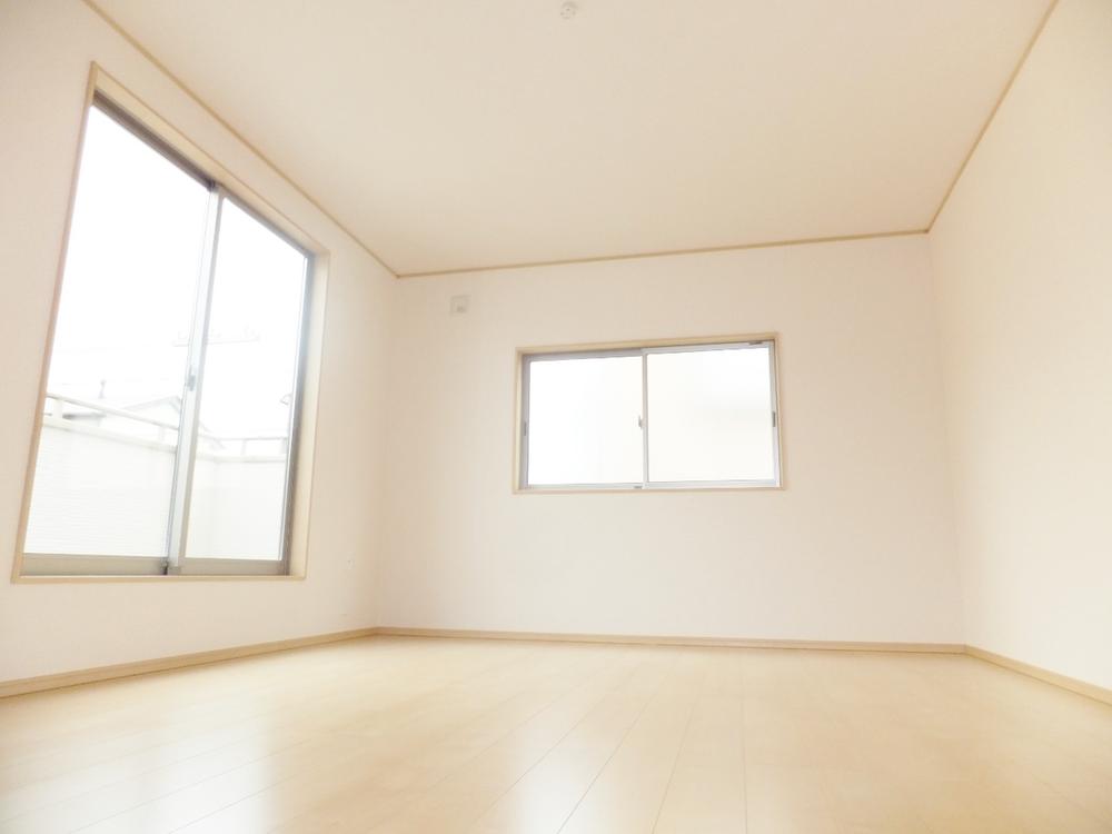 Other introspection. In Zenshitsuminami orientation, Many will pours plenty of sunshine window! 