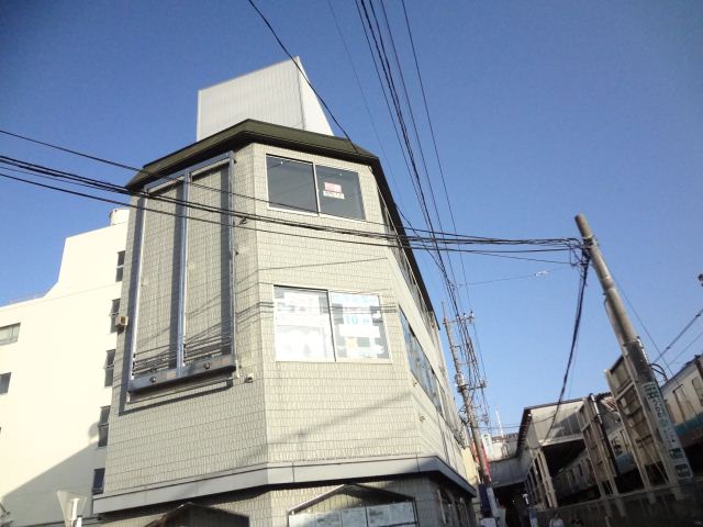 kindergarten ・ Nursery. Kids Island (kindergarten ・ 270m to the nursery)